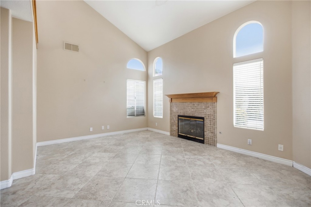 40208 Corte Lorca Road Property Photo 6