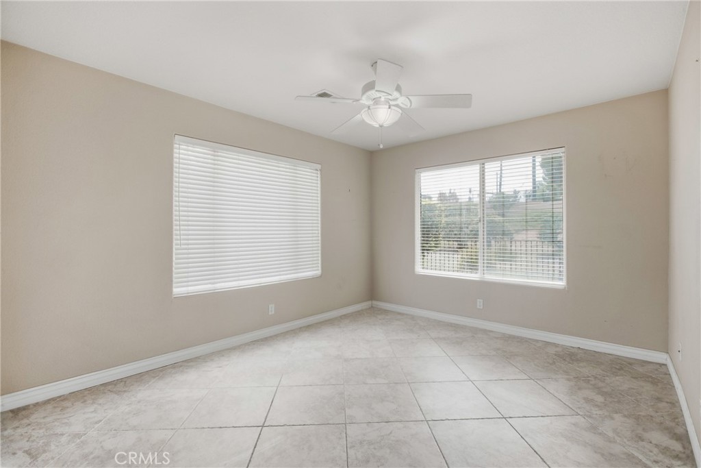 40208 Corte Lorca Road Property Photo 8