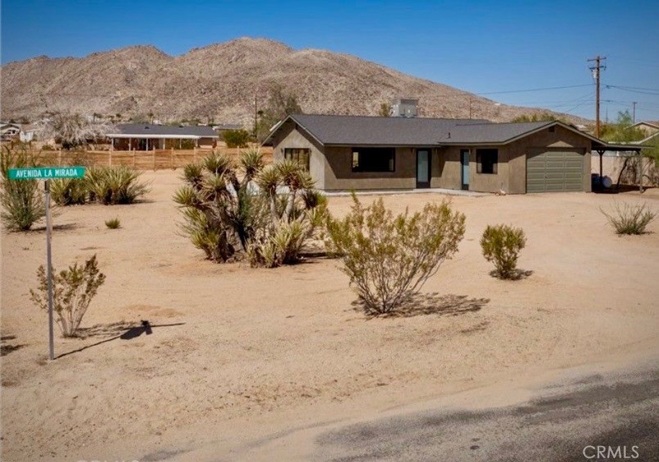 4638 Avenida La Mirada Property Photo 3