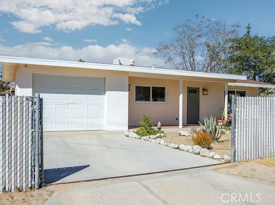 55897 Coyote Property Photo 2