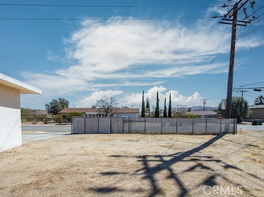 55897 Coyote Property Photo 26