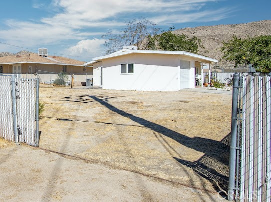 55897 Coyote Property Photo 28