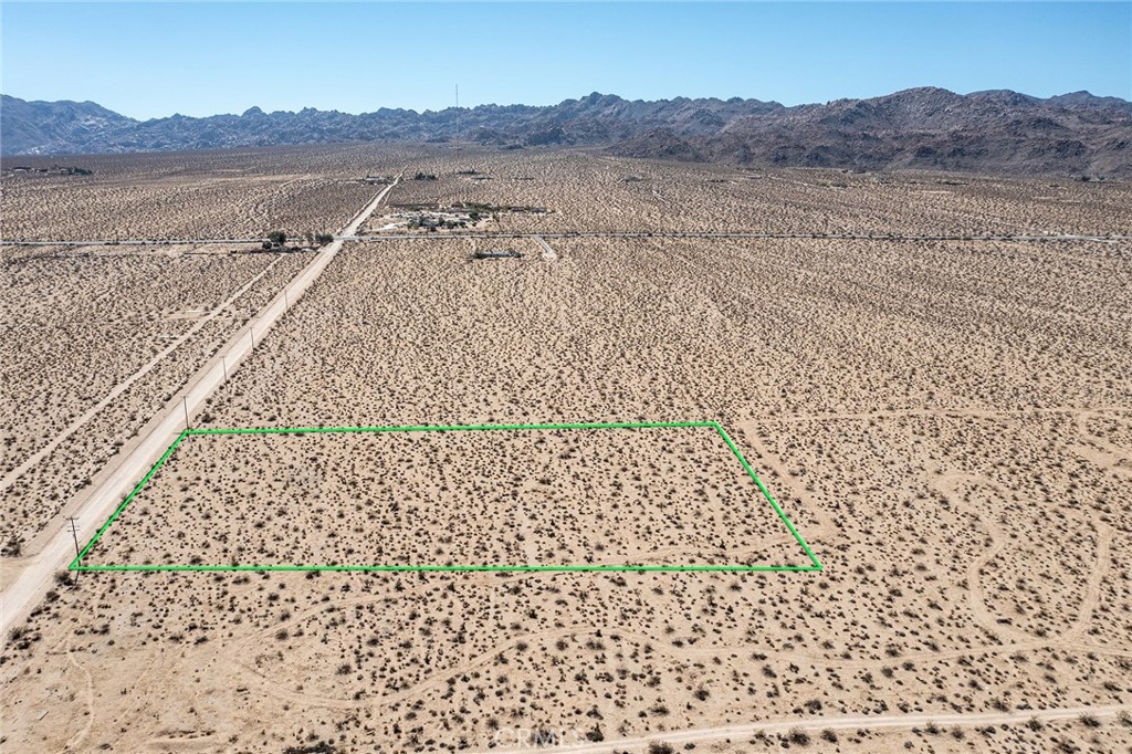 6100 Mantonya Road Property Photo 4
