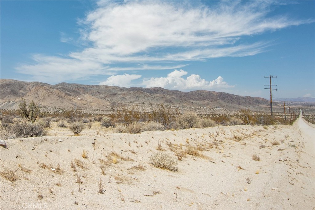 6100 Mantonya Road Property Photo 17