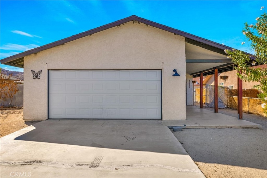 6618 Mariposa Property Photo 1