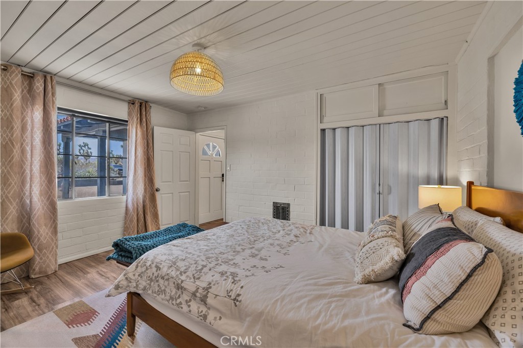 6685 Sunnyhill Road Property Photo 18