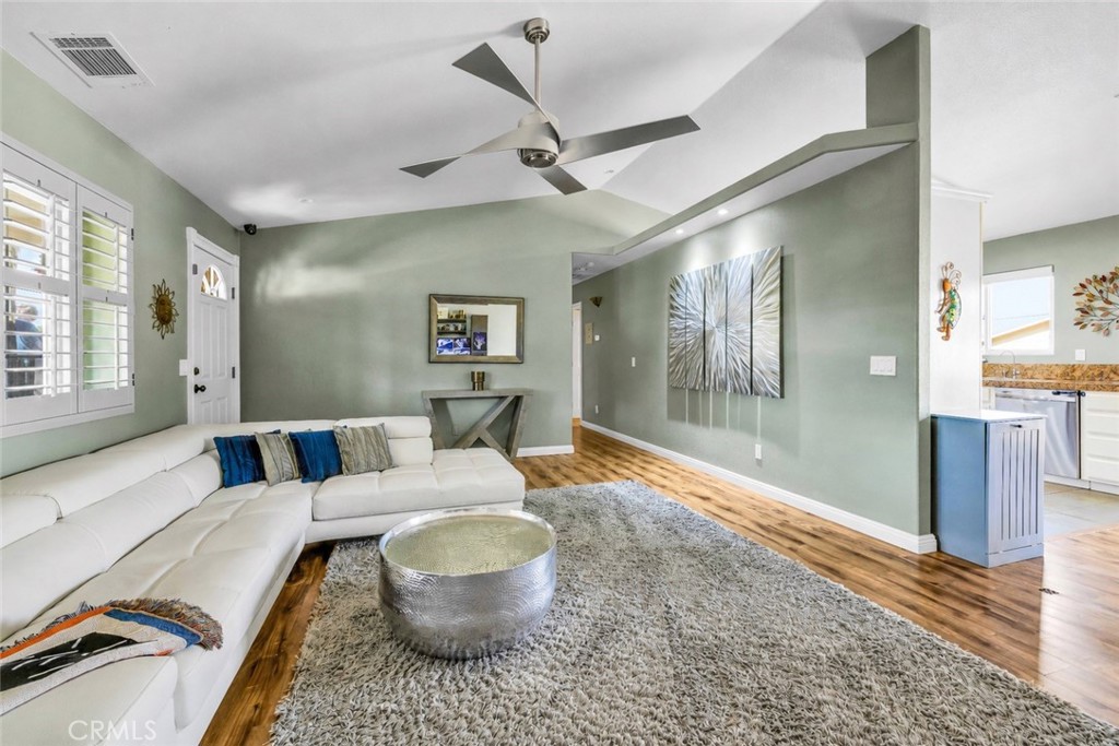 8783 San Vicente Drive Property Photo 10