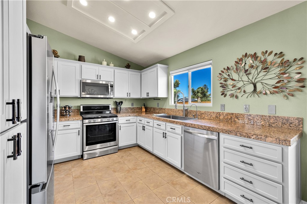 8783 San Vicente Drive Property Photo 13