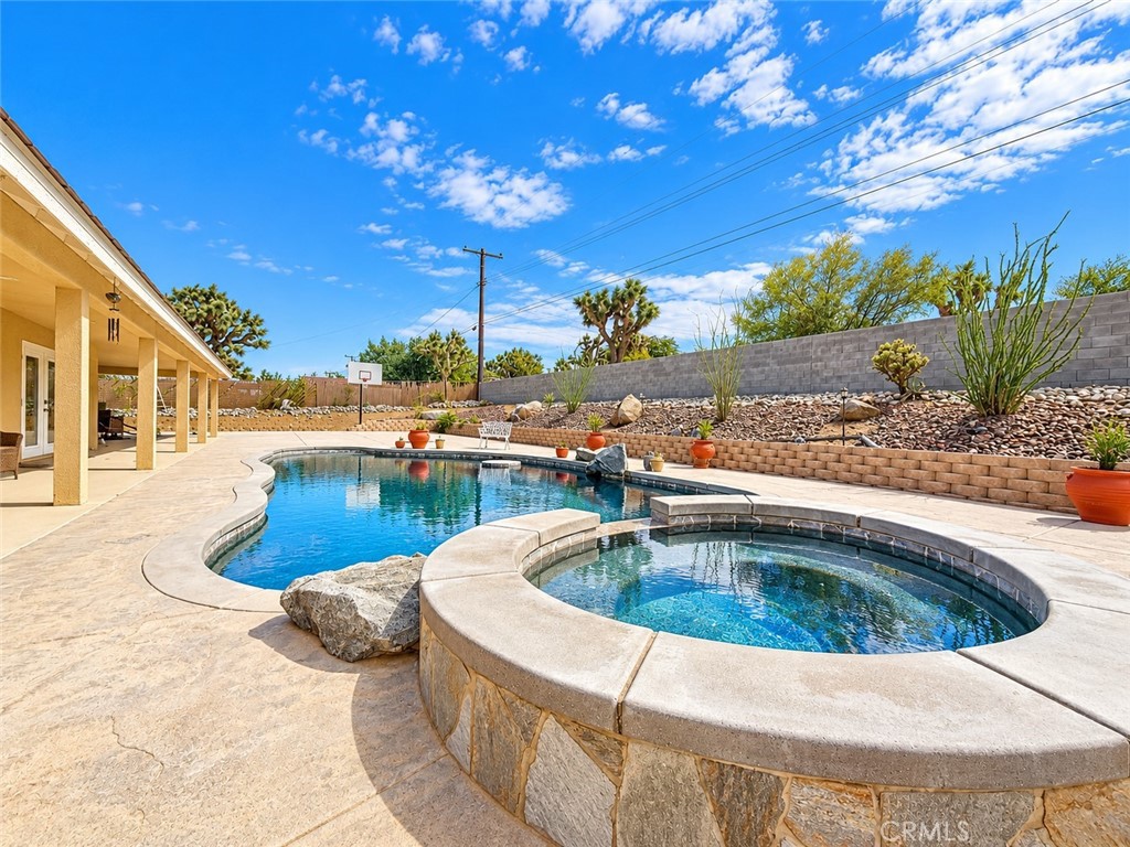 56459 Desert Gold Property Photo 5