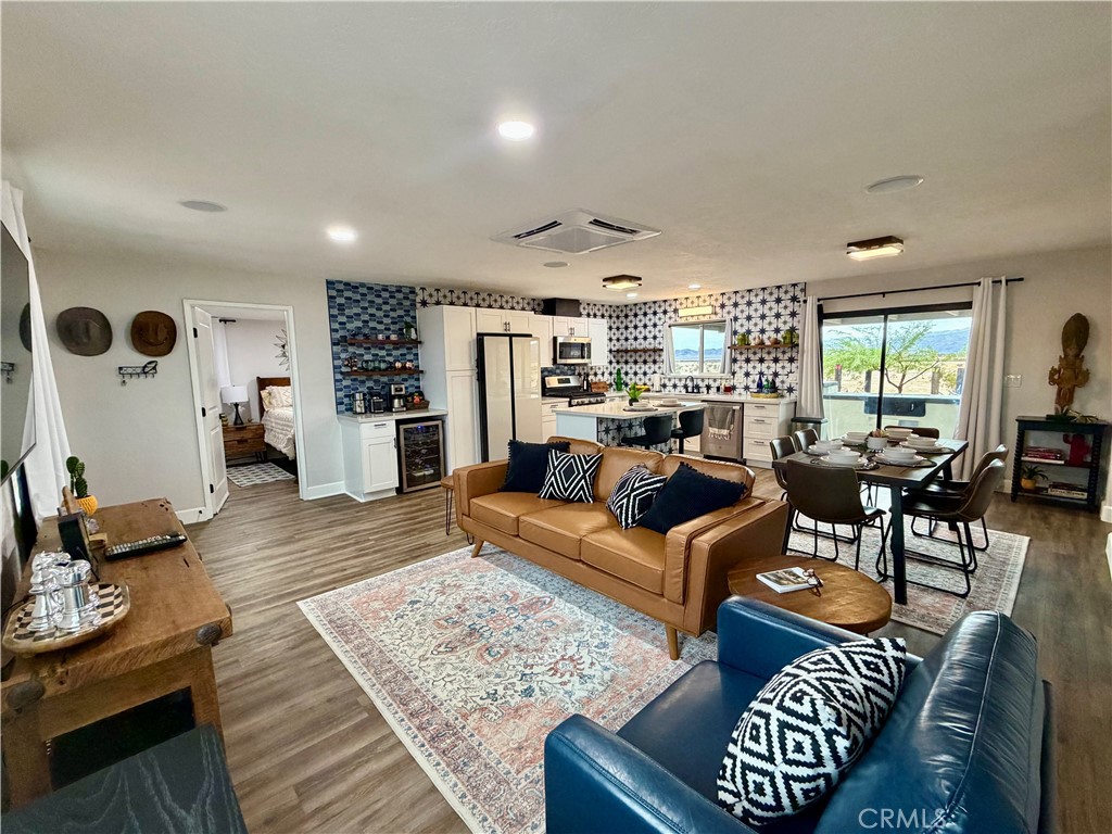 5130 Thompson Road Property Photo 10