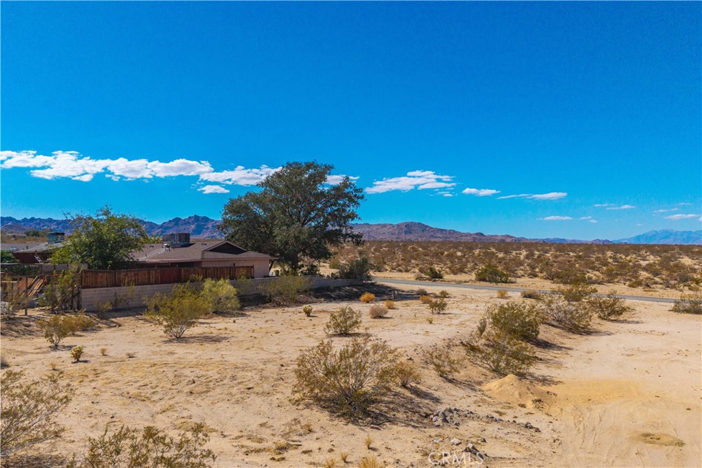 6317 Alfalfa Property Photo 13