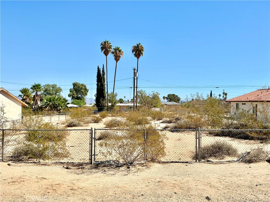 0 Baileya Property Photo 3