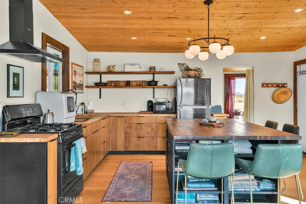 54574 Caspers Road Property Photo 10