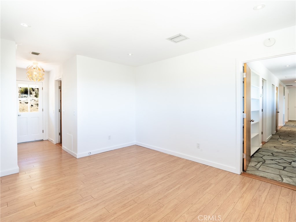8708 Sage Property Photo 29