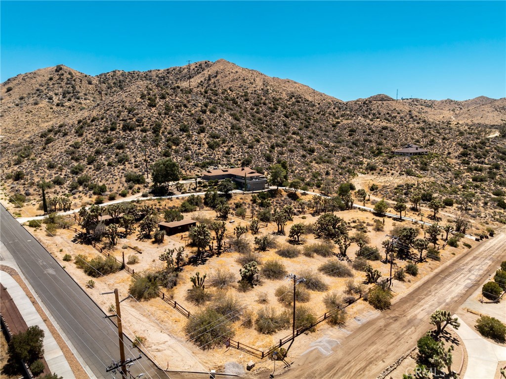 8708 Sage Property Photo 43