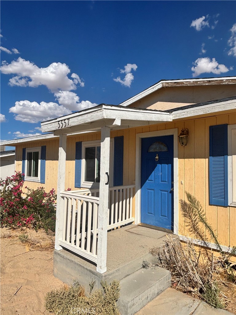 5557 Cahuilla Property Photo 4