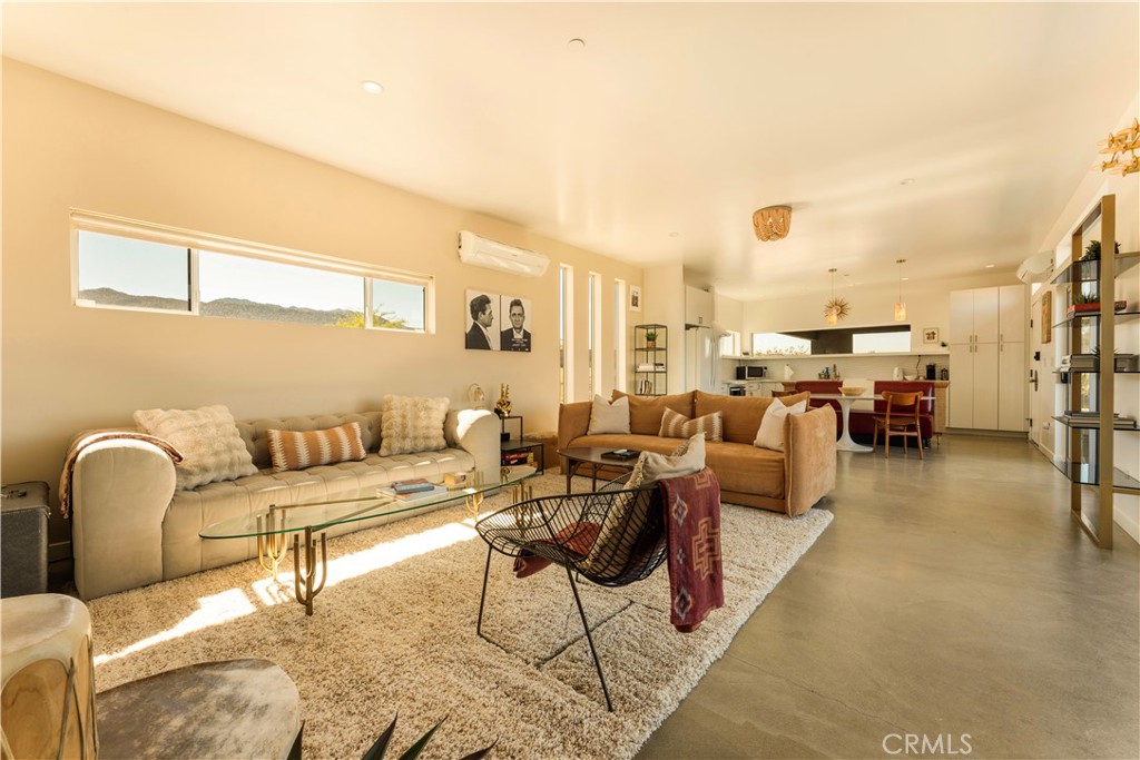 7802 Quail Springs Road Property Photo 4