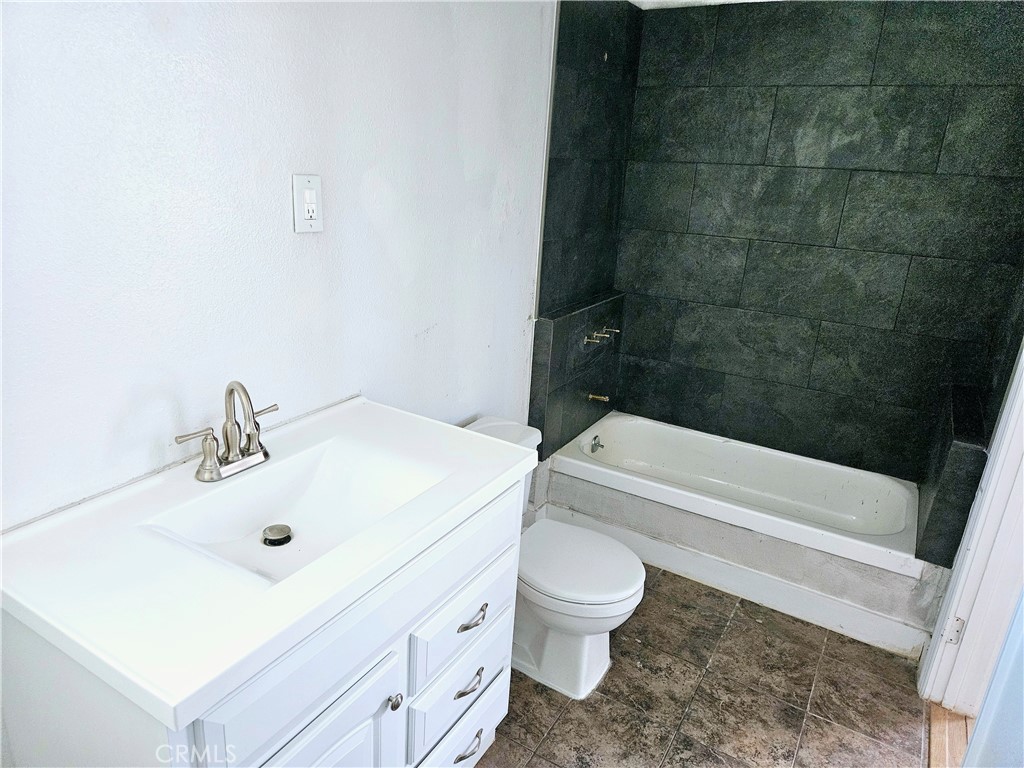 70995 Indian Trail Property Photo 6
