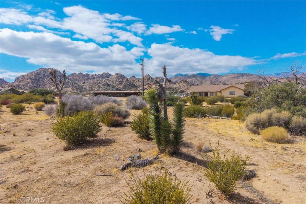 5442 Bronco Road Property Photo 8