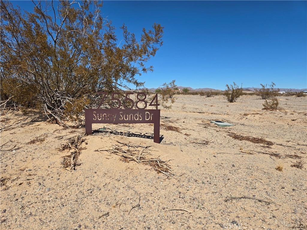 75584 Sunny Sands Property Photo 1