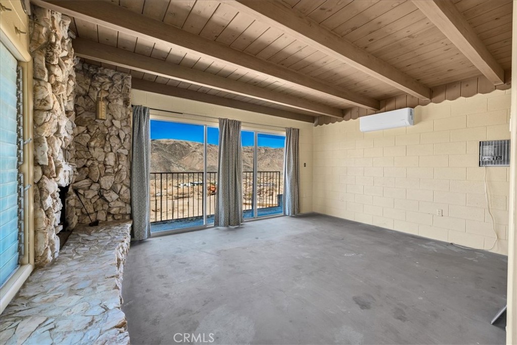 66560 Sandy Ridge Drive Property Photo 14
