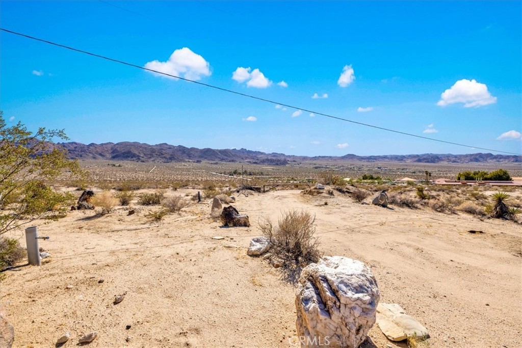 66560 Sandy Ridge Drive Property Photo 27