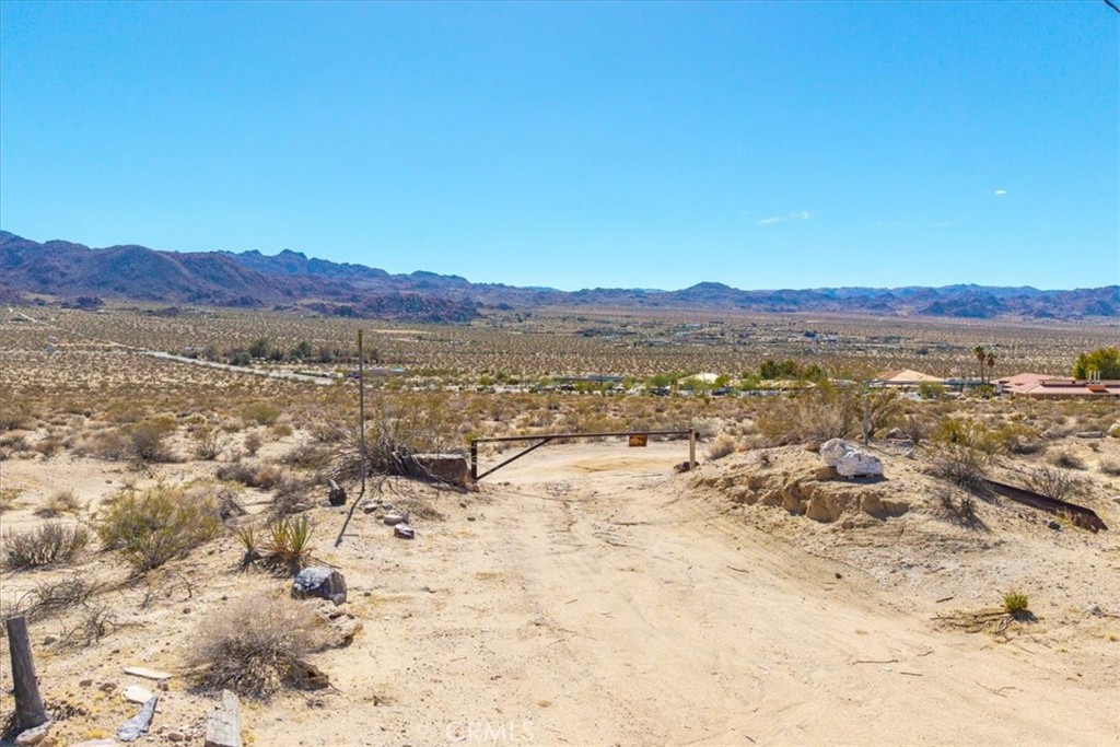 66560 Sandy Ridge Drive Property Photo 33