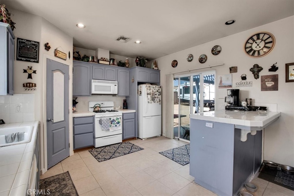 58583 Buena Vista Drive Property Photo 8