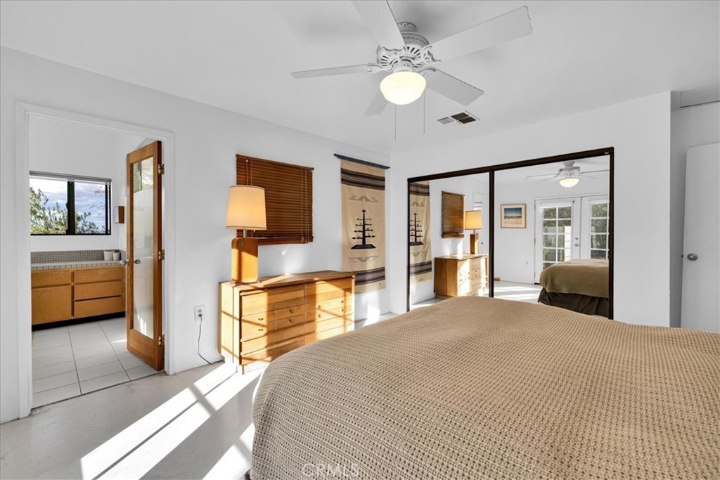 8178 Fleur Drive Property Photo 14