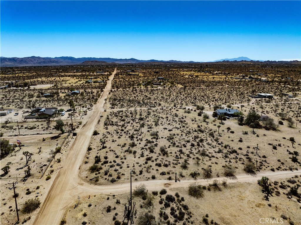 2800 Balsa Ave Property Photo 9