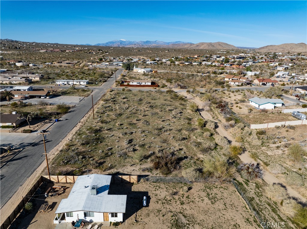 61954 Plaza Road Property Photo 4