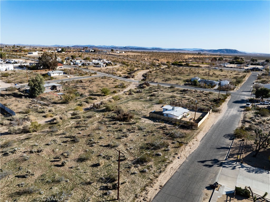 61954 Plaza Road Property Photo 9