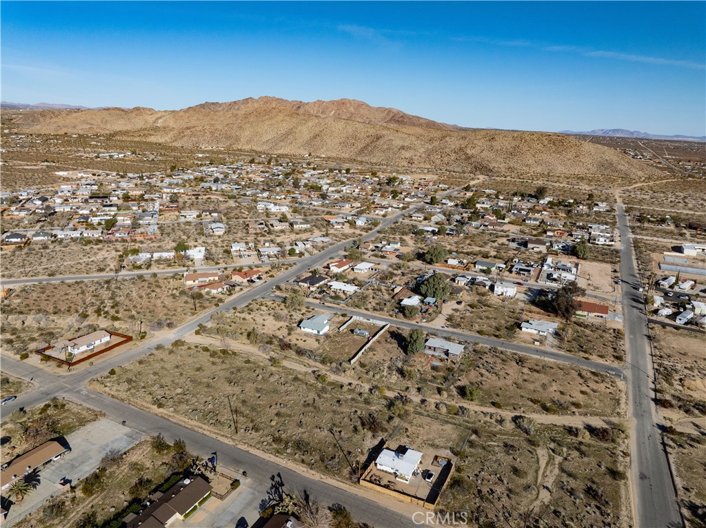 61954 Plaza Road Property Photo 11