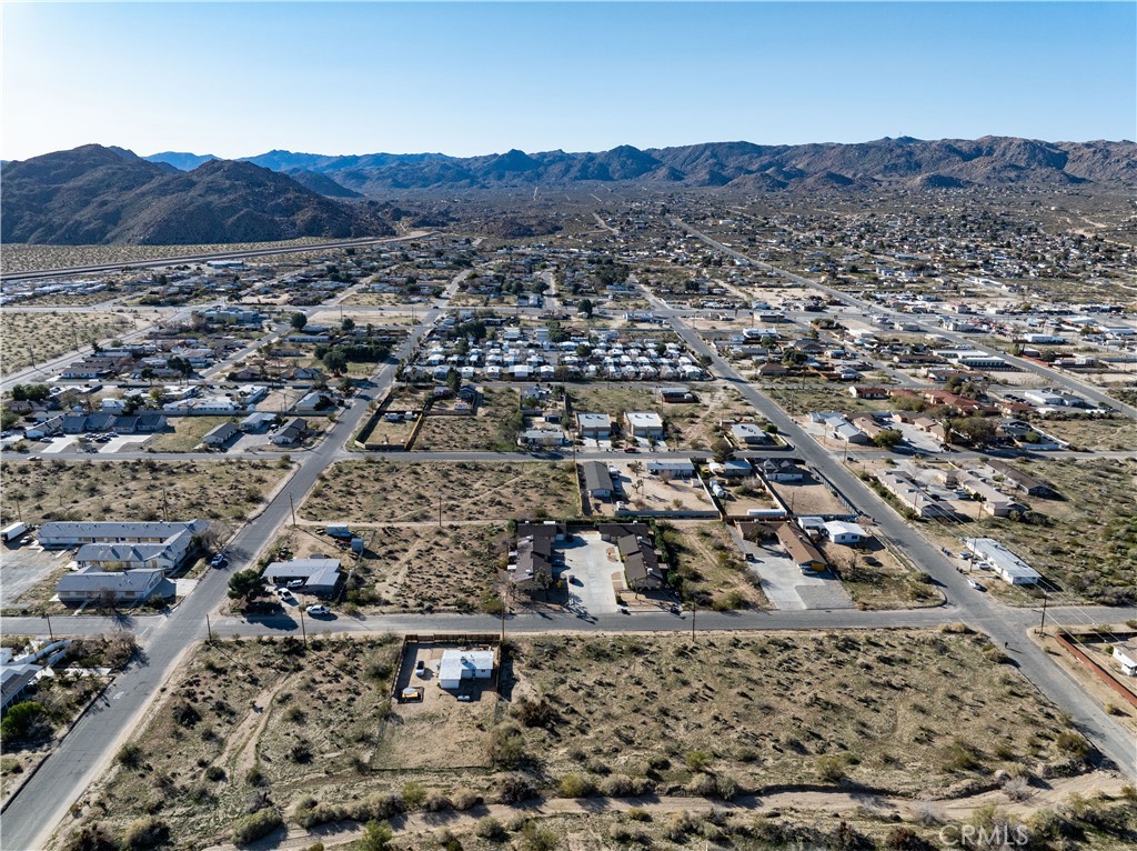 61954 Plaza Road Property Photo 14