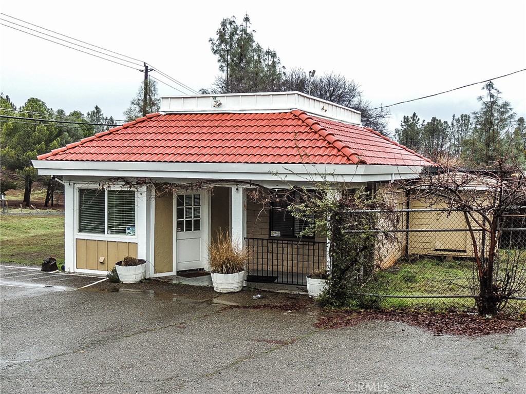 9710 Broadmoor Way Property Photo 1