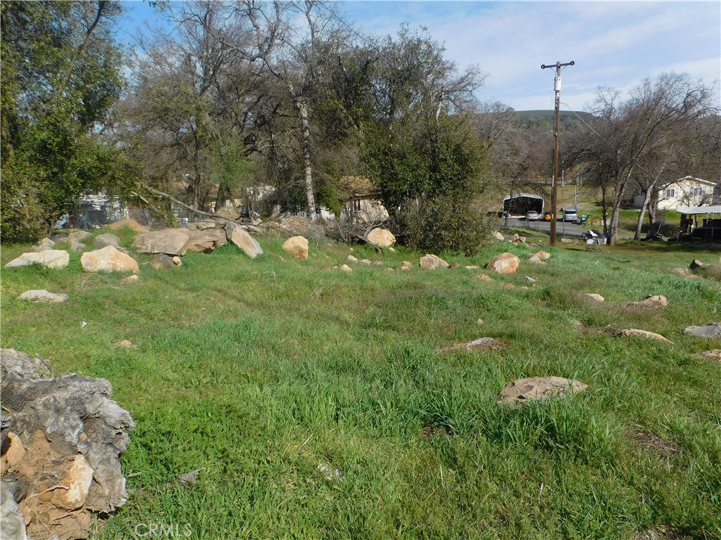 15095 15105 Hillcrest Avenue Property Photo 1