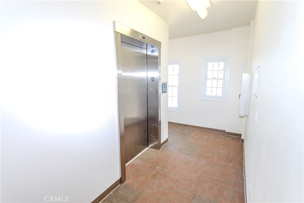 3700 Country Club Drive Property Photo 17