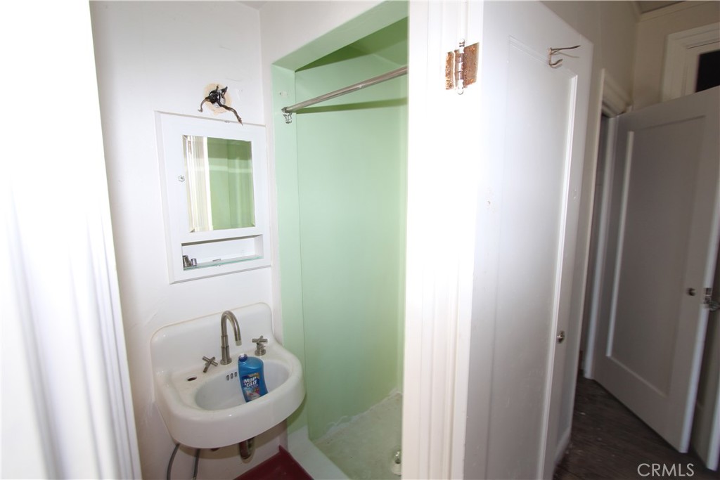3700 Country Club Drive Property Photo 25