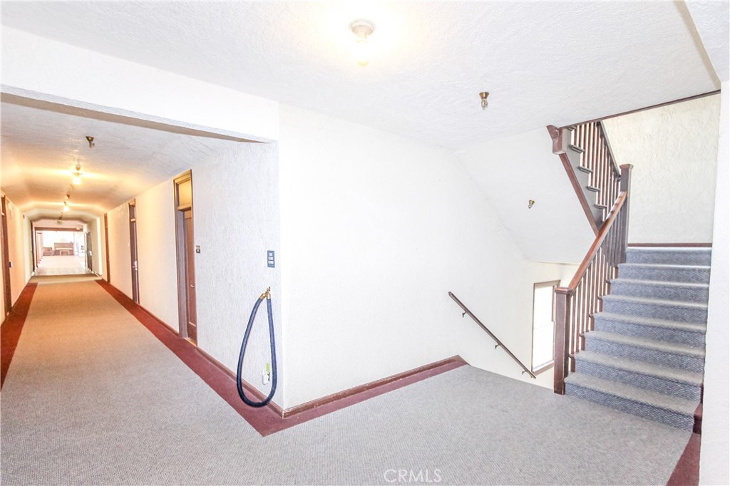 3700 Country Club Drive Property Photo 28