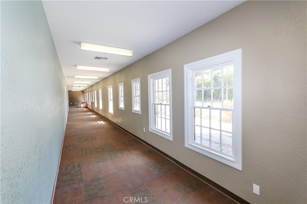3700 Country Club Drive Property Photo 29