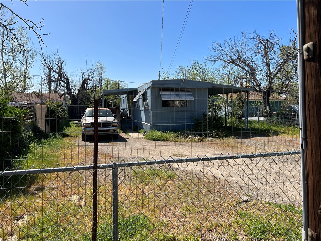 3519 Maple Street Property Photo 2