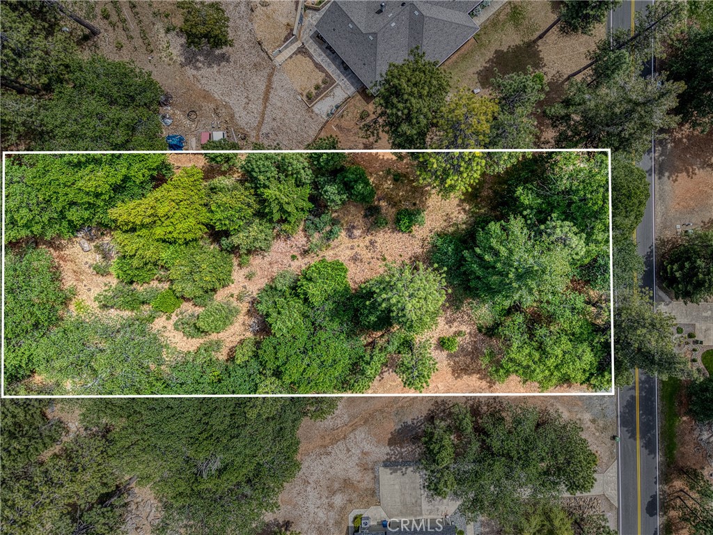 8833 Fox Drive Property Photo 3