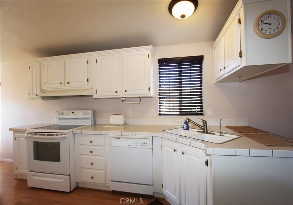1060 Main Street N 32 Property Photo 10