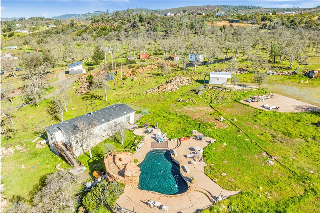 21054 Yankee Valley Road Property Photo 1