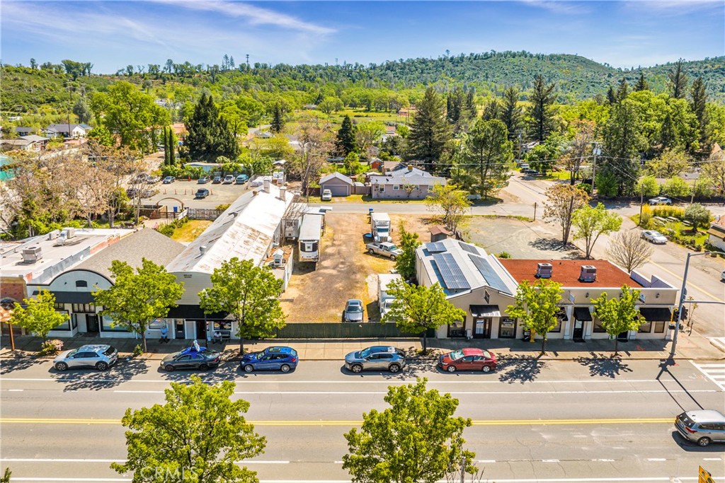 21130 Calistoga Road Property Photo 2