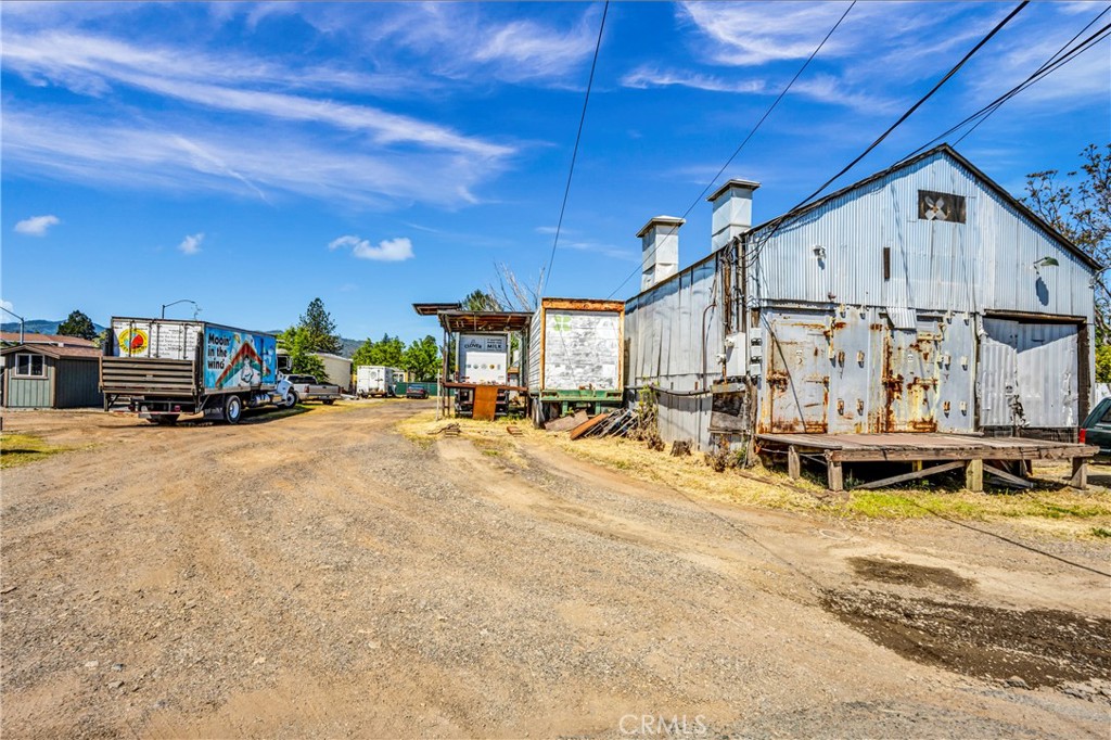 21130 Calistoga Road Property Photo 12