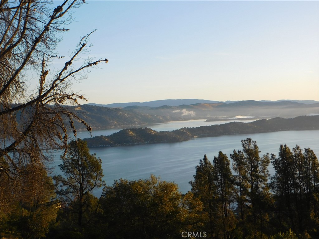 8431 Mountain Crest Drive Property Photo 9
