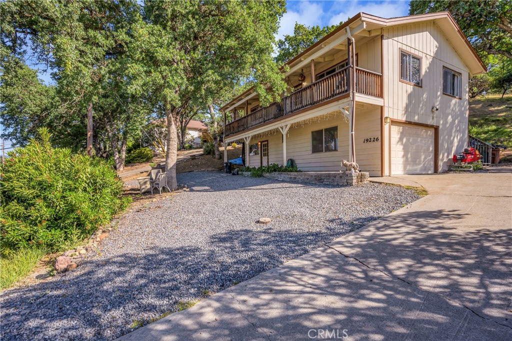 19226 Hidden Valley Road Property Photo 1