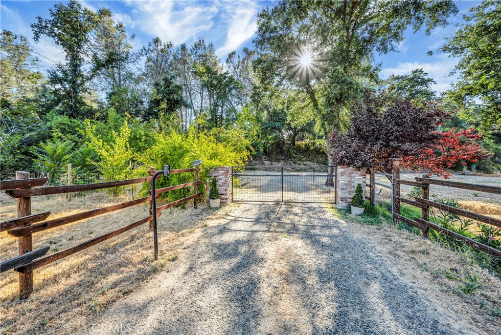 5385 Sabin Road Property Photo 1