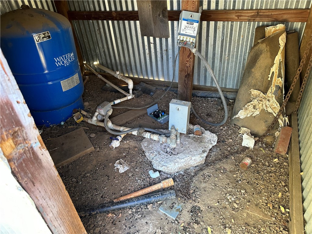 452 Watertrough Road Property Photo 7